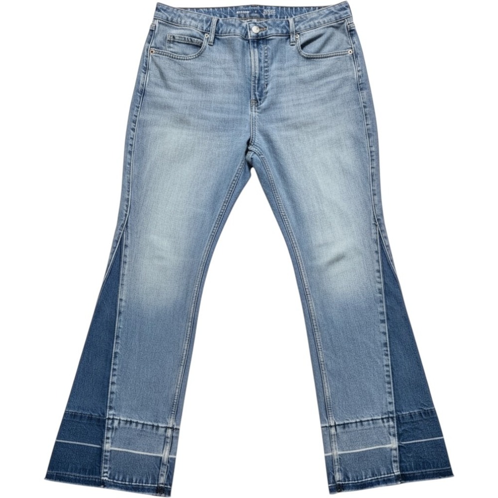 Old Navy Extra High-Rise Baby Boot-Cut Two-Tone Jeans 16 Petite Light Wash Denim